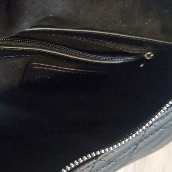 Steve Madden Black Quilted Crossbody Bag - Picture 3 of 6